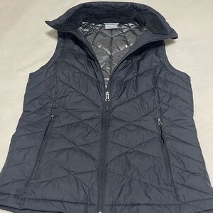 Columbia Black Quilted Vest